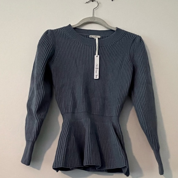 Maisie Sweater - Picture 2 of 7